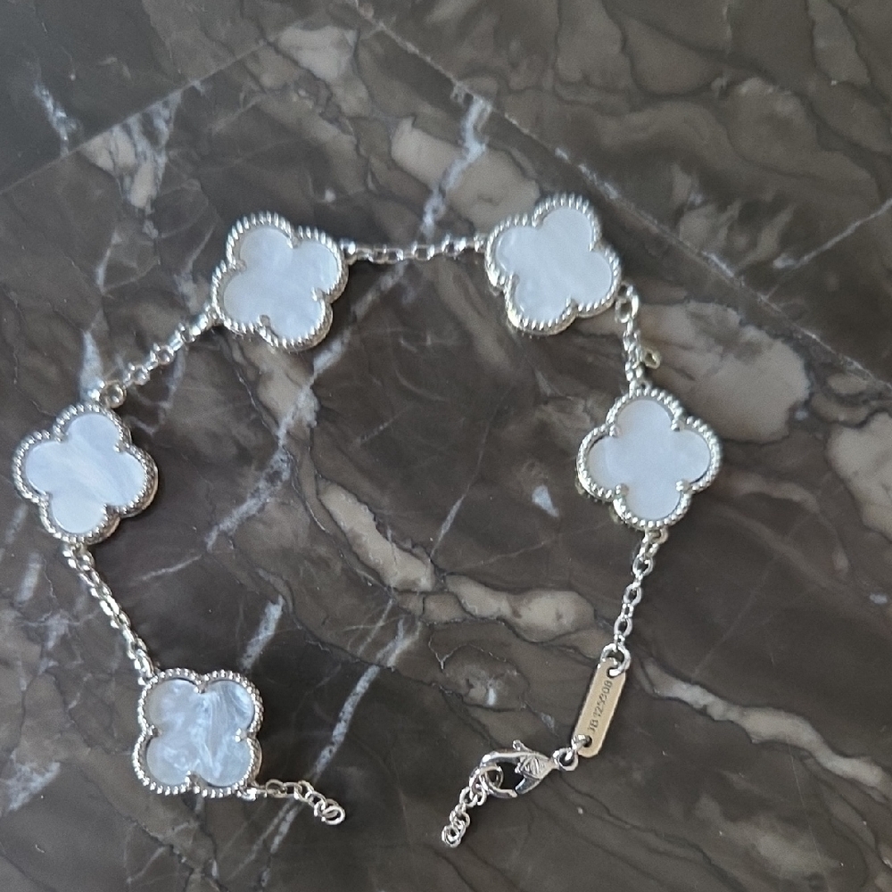 Elegant Silver and White Clover Bracelet